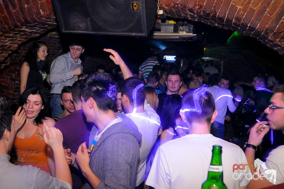 Voie bună la NMD Student Party,