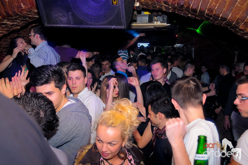 Voie bună la NMD Student Party,