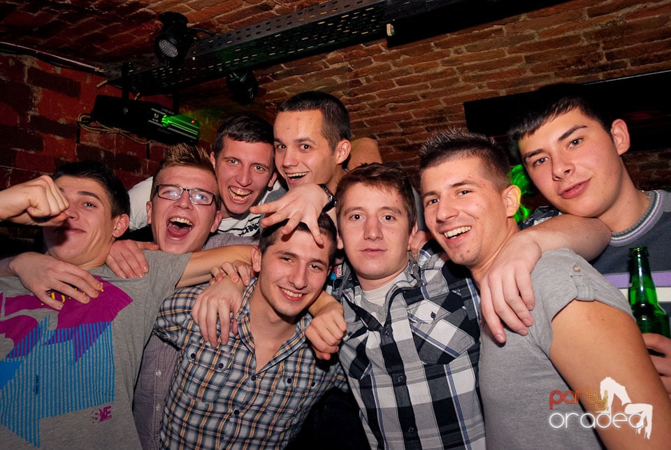Voie bună la NMD Student Party,