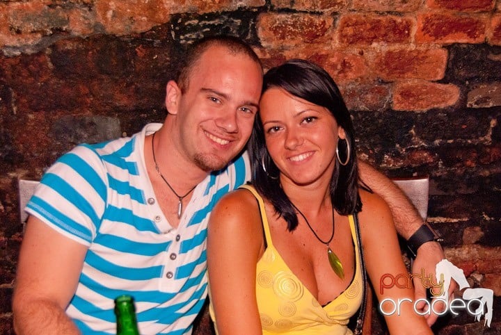 Voie bună, miercuri în Club Escape, 