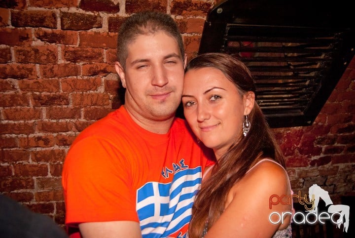 Voie bună, miercuri în Club Escape, 