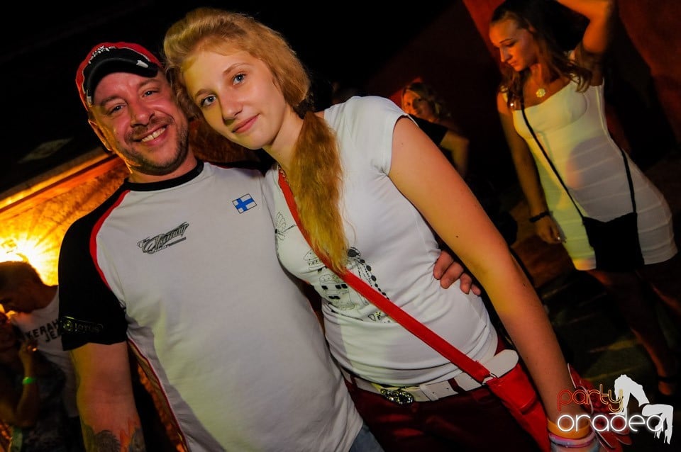 VV Attila şi VV Olivér în Disco Faház,