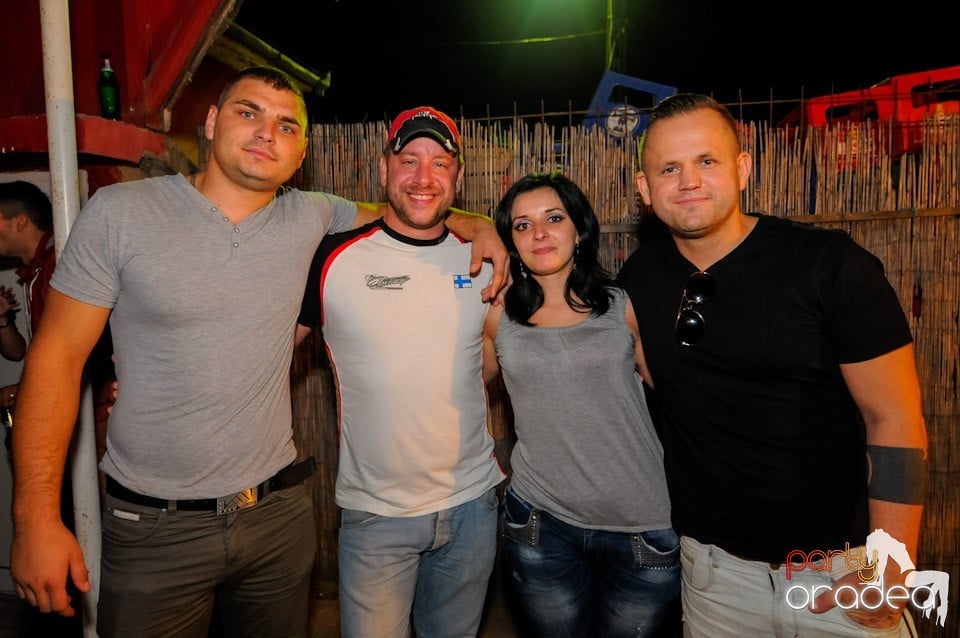 VV Attila şi VV Olivér în Disco Faház,