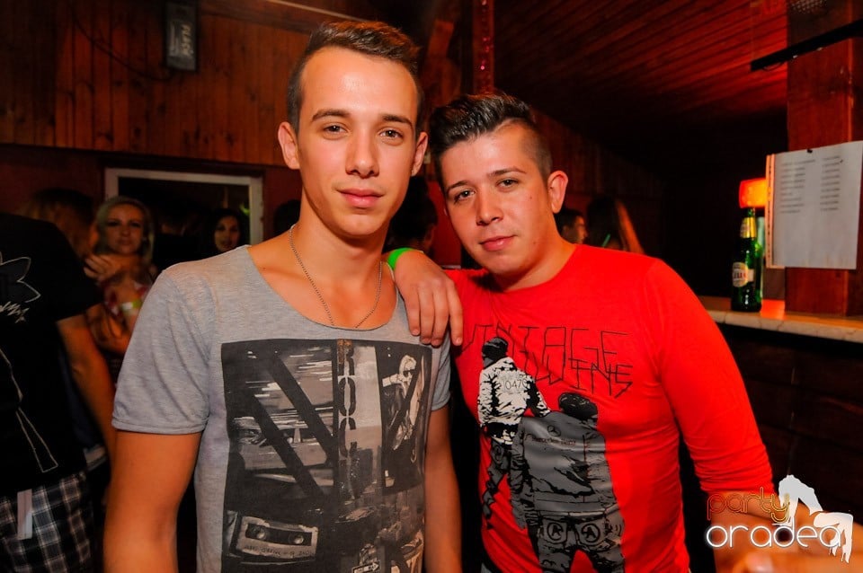 VV Attila şi VV Olivér în Disco Faház,