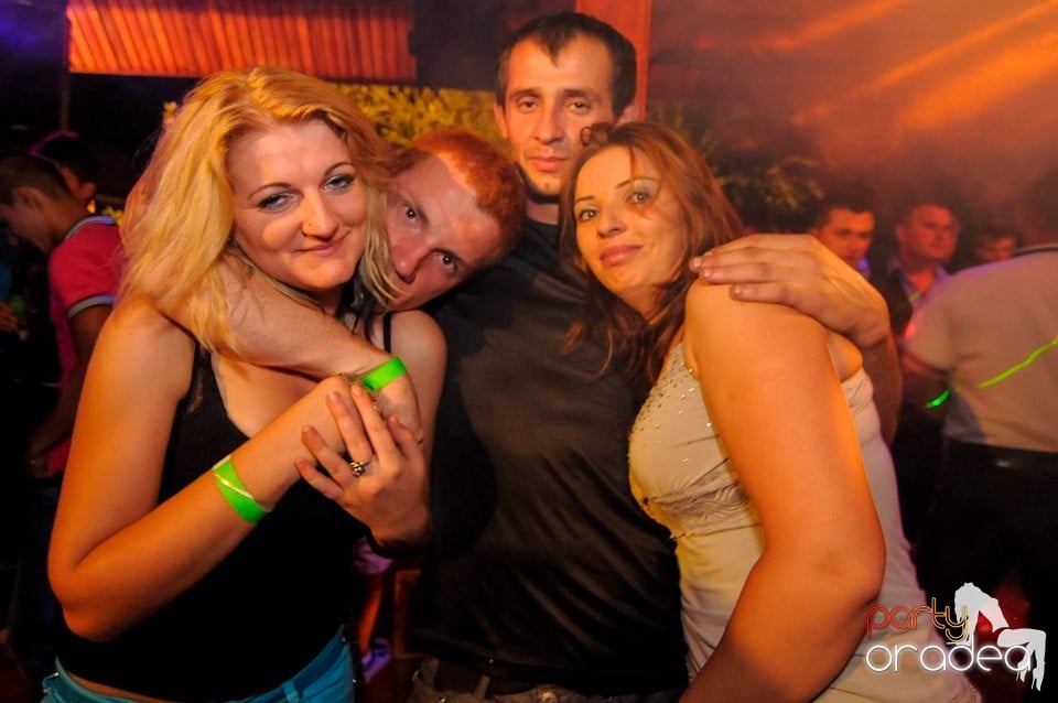 VV Attila şi VV Olivér în Disco Faház,