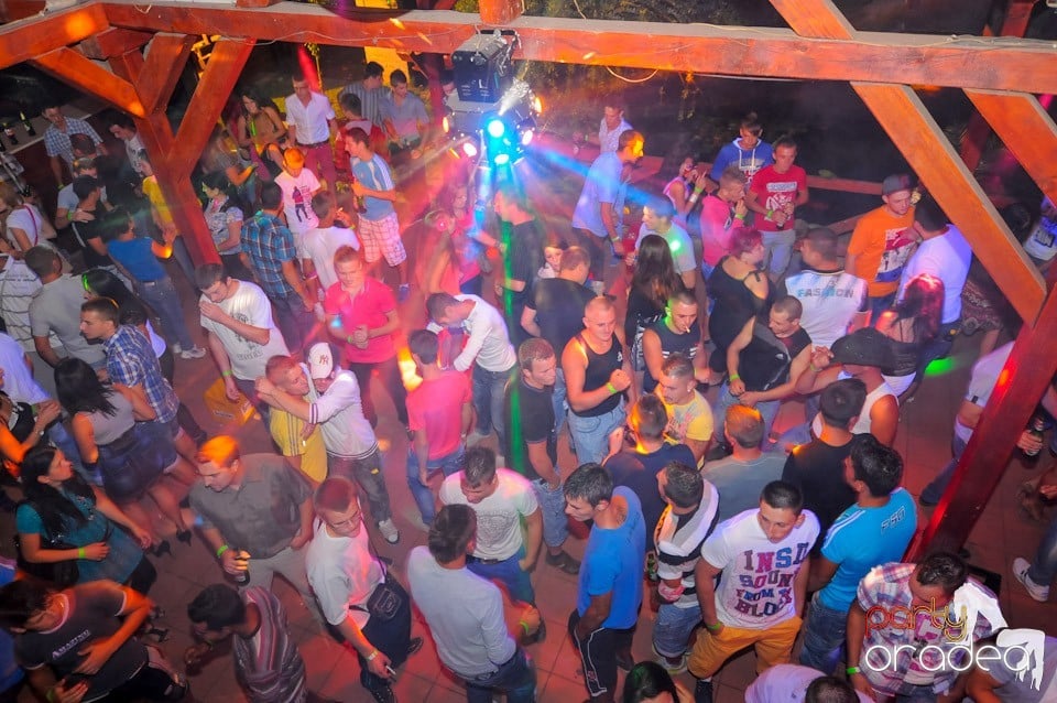VV Attila şi VV Olivér în Disco Faház,