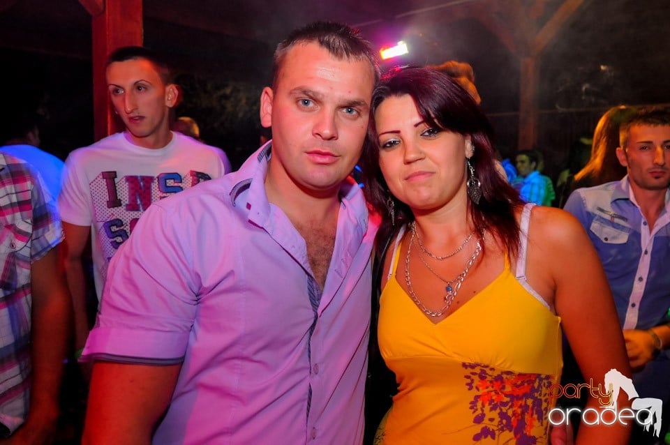 VV Attila şi VV Olivér în Disco Faház,