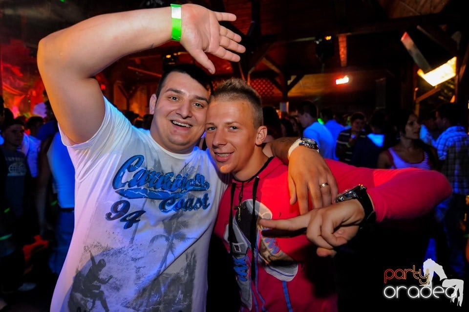 VV Attila şi VV Olivér în Disco Faház,
