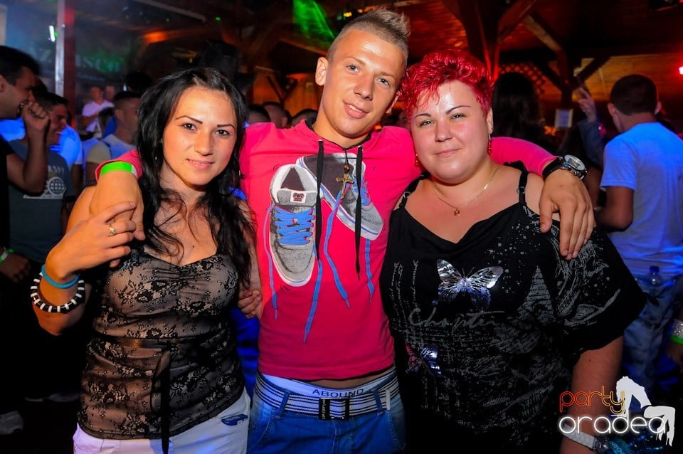 VV Attila şi VV Olivér în Disco Faház,