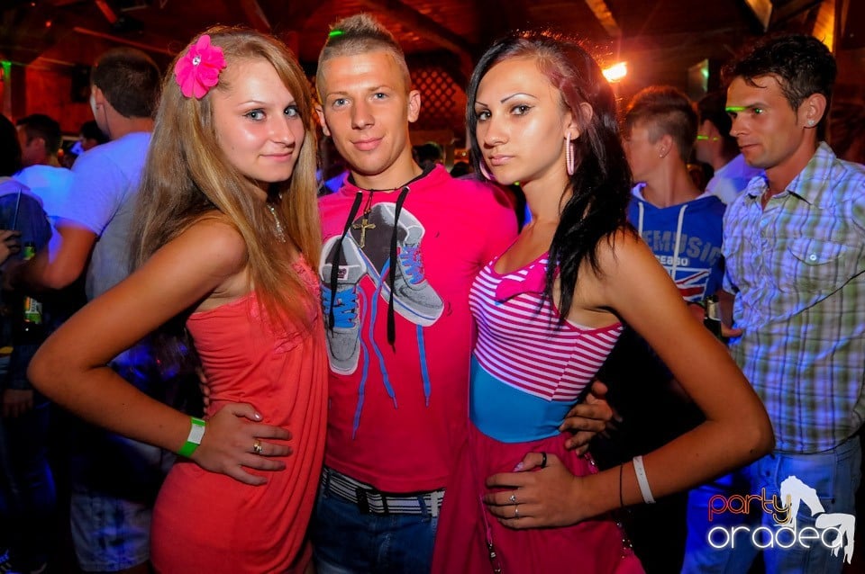 VV Attila şi VV Olivér în Disco Faház,