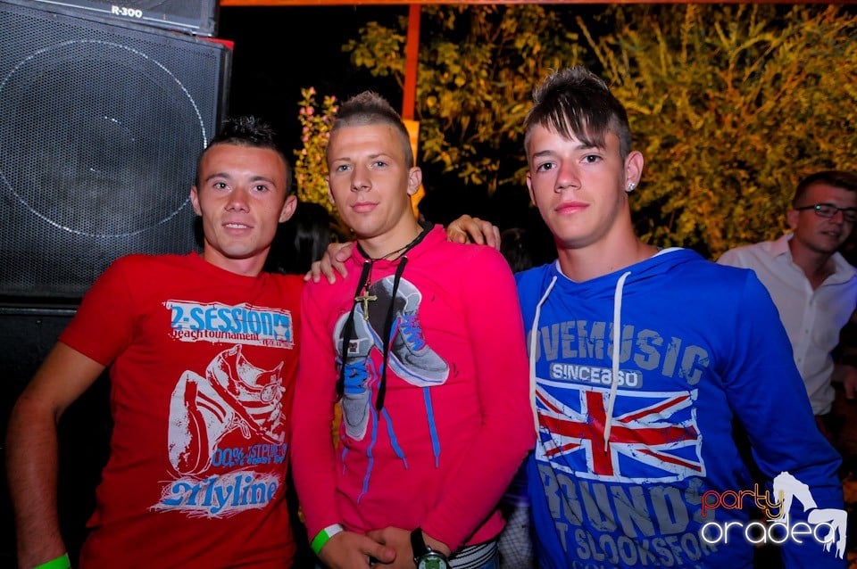 VV Attila şi VV Olivér în Disco Faház, 