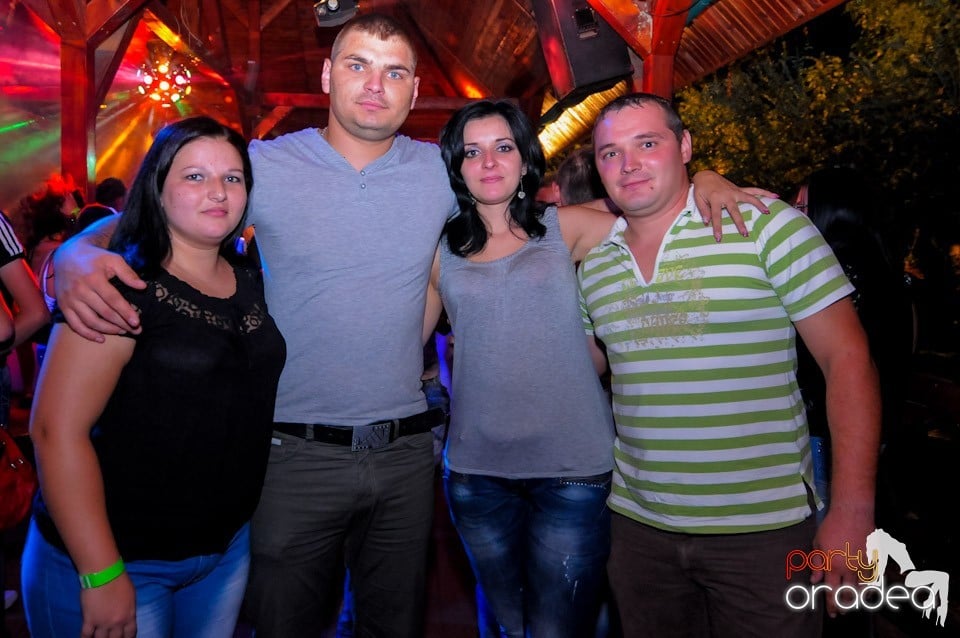 VV Attila şi VV Olivér în Disco Faház, 