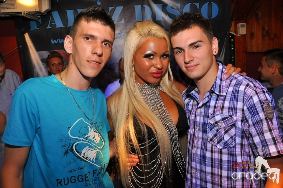 VV Party în Disco Faház,