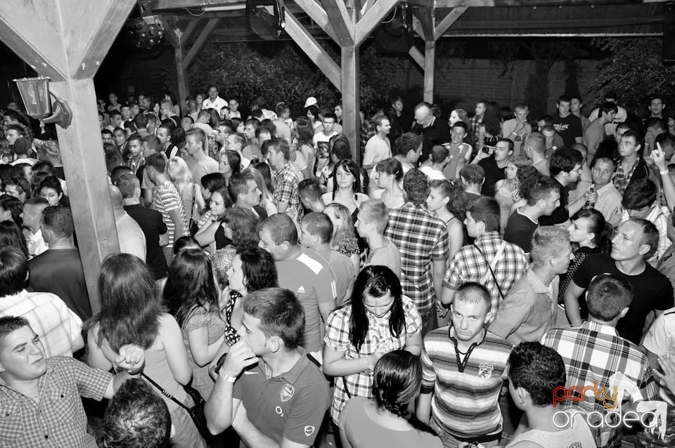 VV Party în Disco Faház,