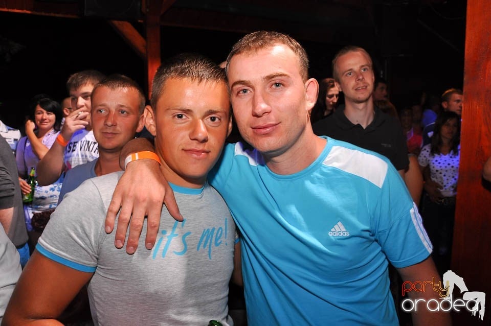 VV Party în Disco Faház,