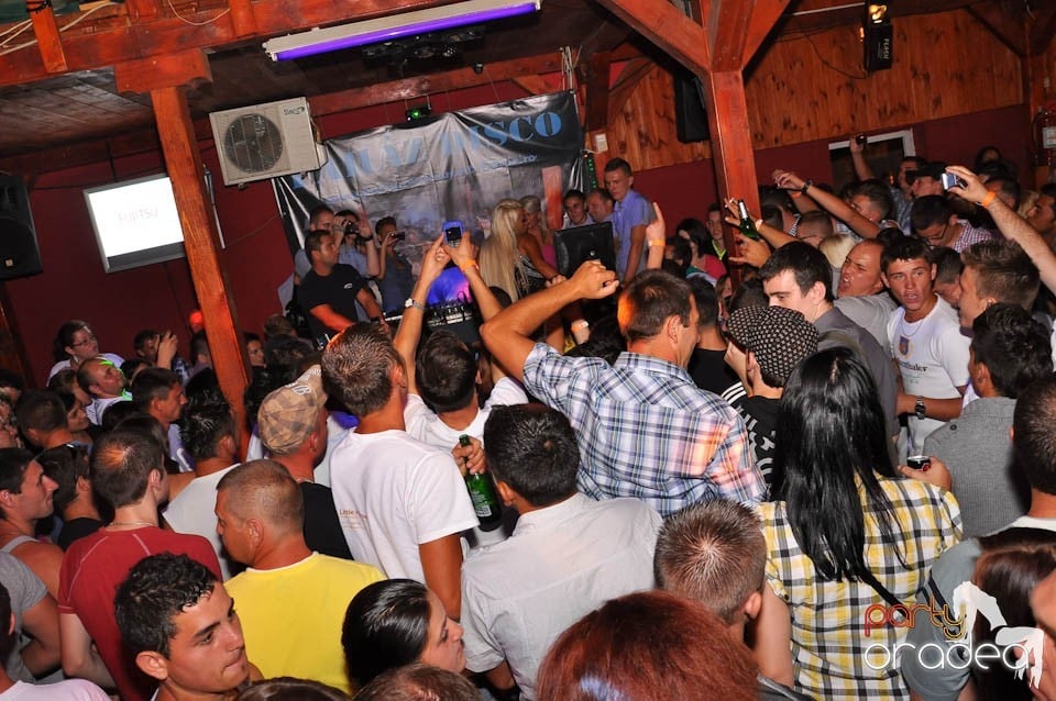 VV Party în Disco Faház,