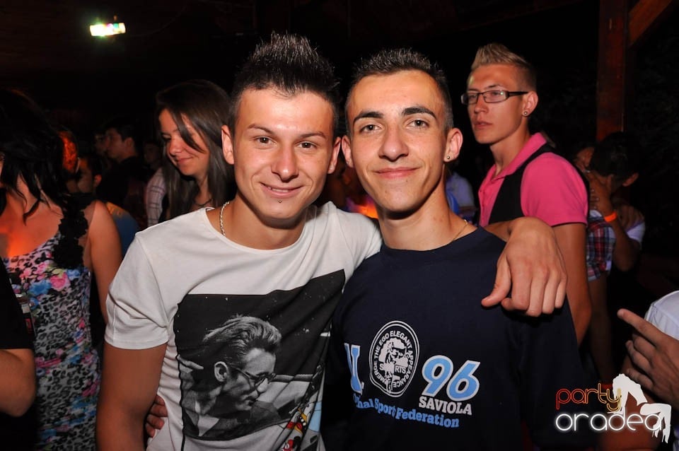 VV Party în Disco Faház,
