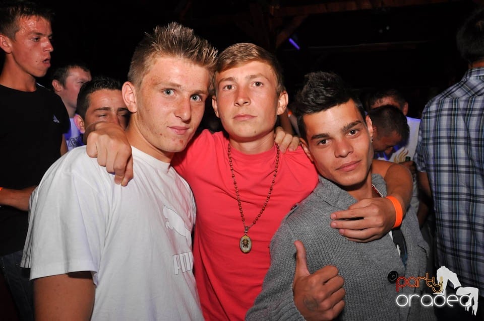 VV Party în Disco Faház,