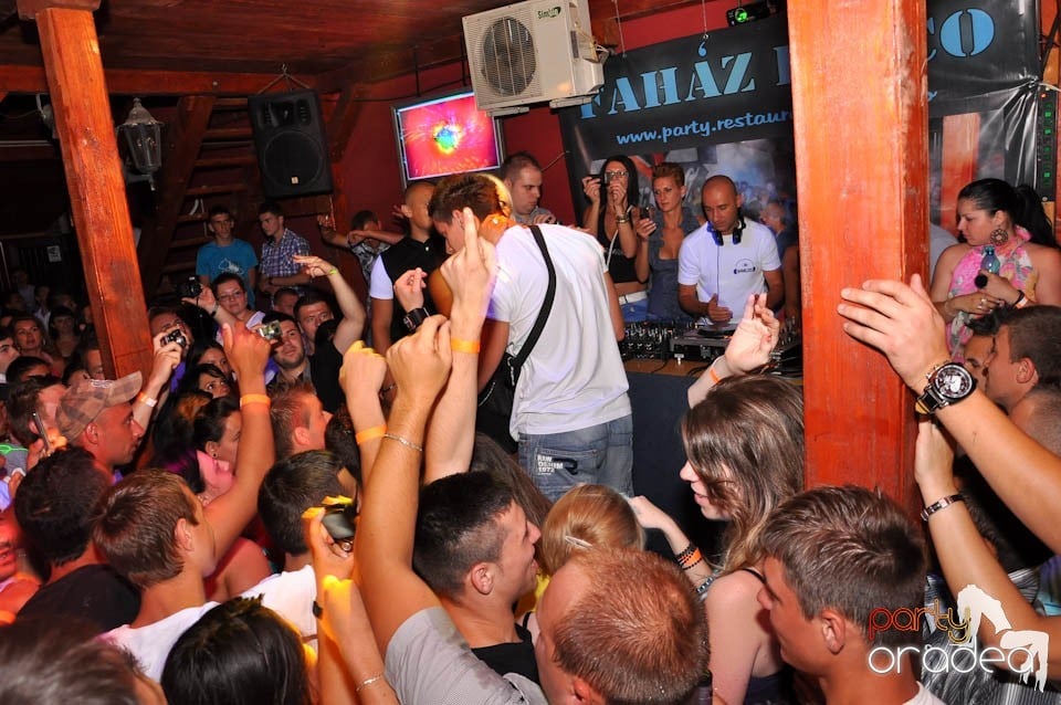 VV Party în Disco Faház,