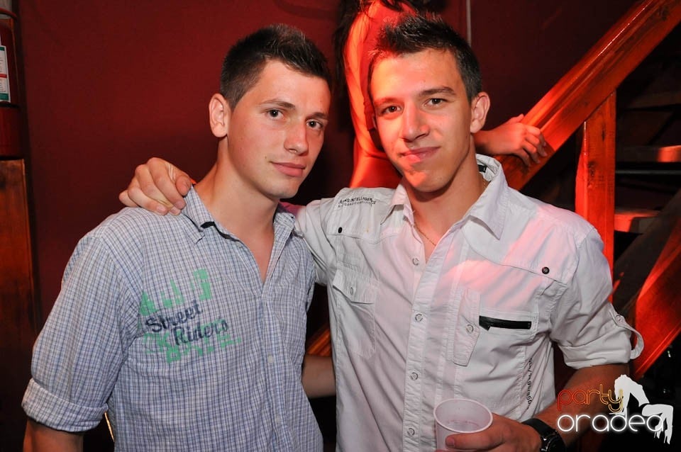 VV Party în Disco Faház,