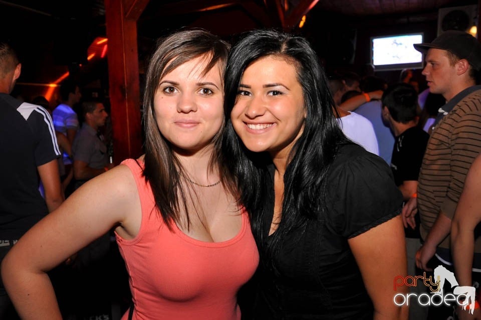 VV Party în Disco Faház,