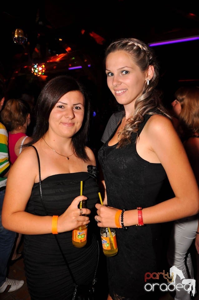 VV Party în Disco Faház,