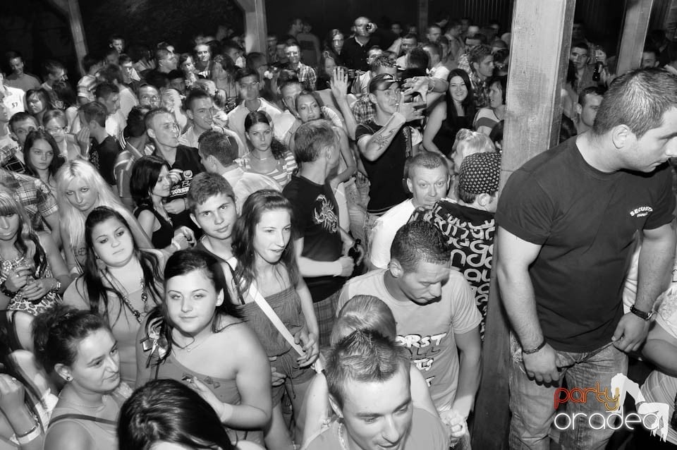 VV Party în Disco Faház,