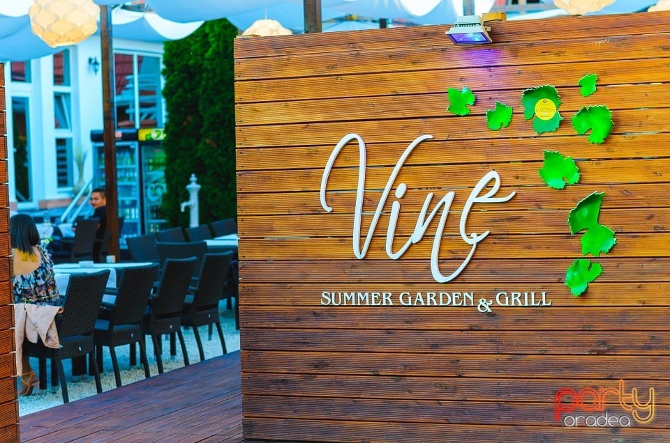 Warm Up Friday Night, Vine Summer Garden & Grill