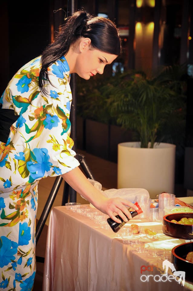 Wasabi Sushi Bar Demo, Lotus Center