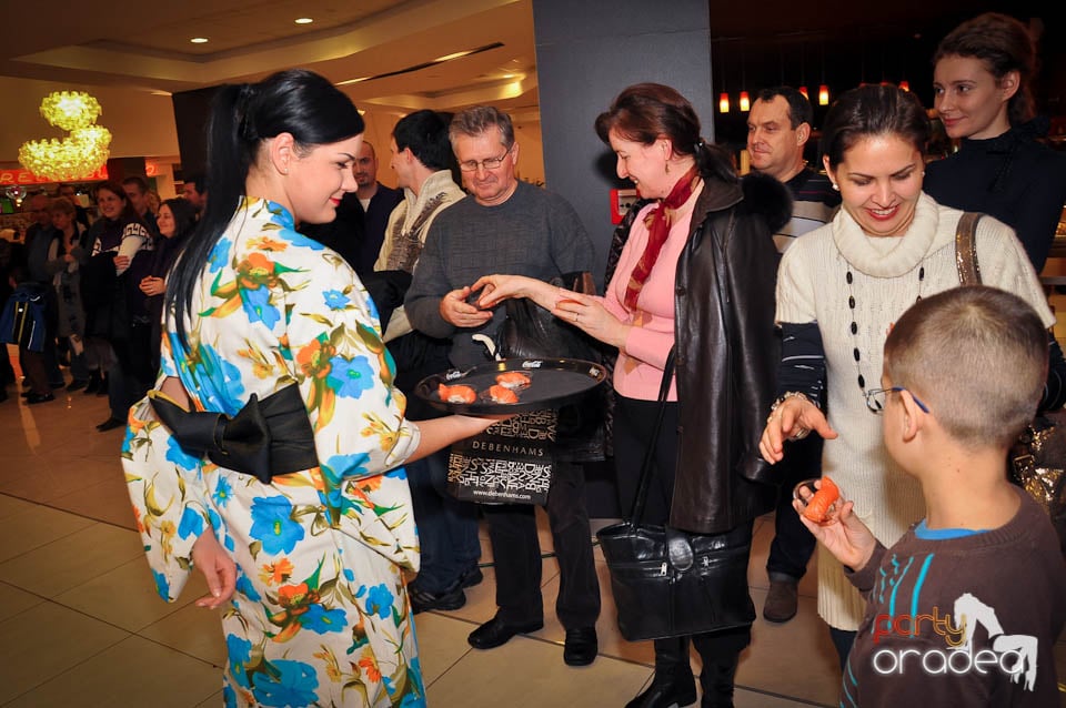 Wasabi Sushi Bar Demo, Lotus Center