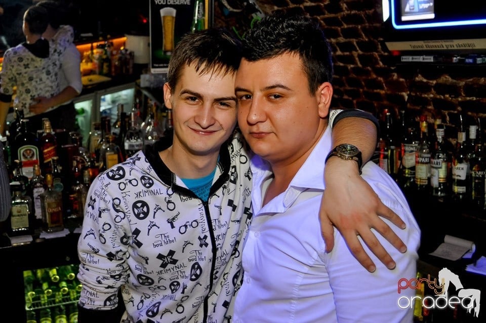 We Like to Party în Club Escape, 