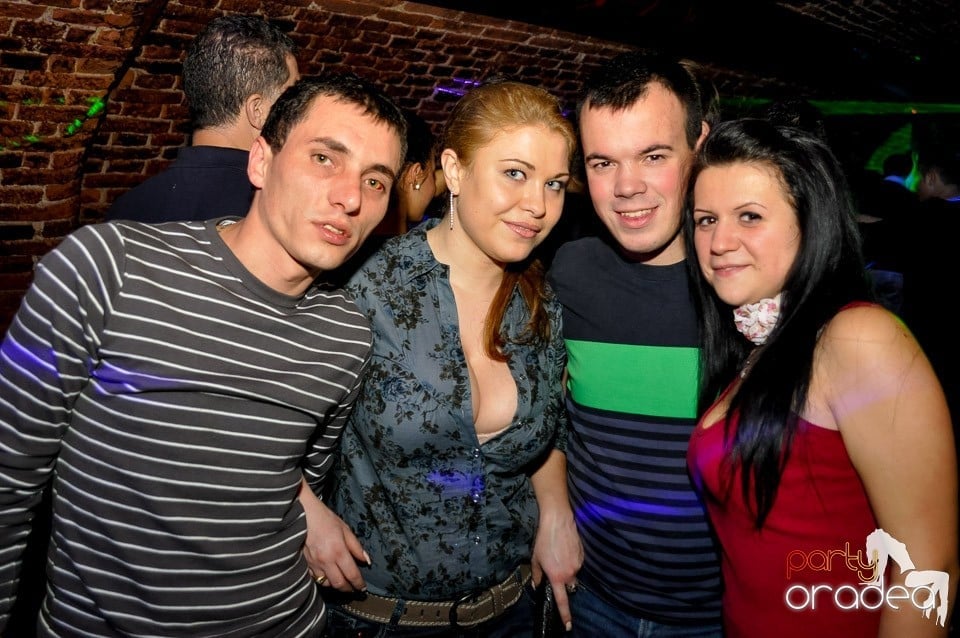 We Like to Party în Club Escape, 