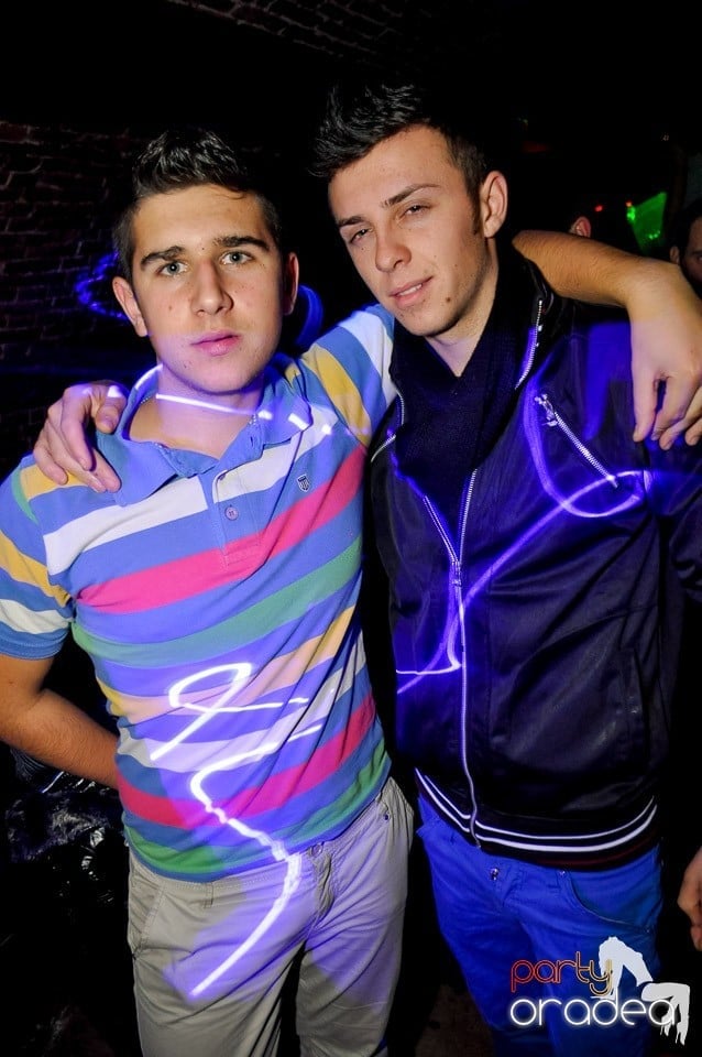 We Like to Party în Club Escape, 