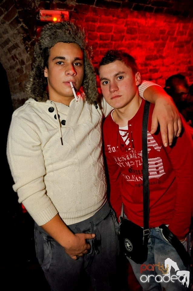 We Like to Party în Club Escape, 