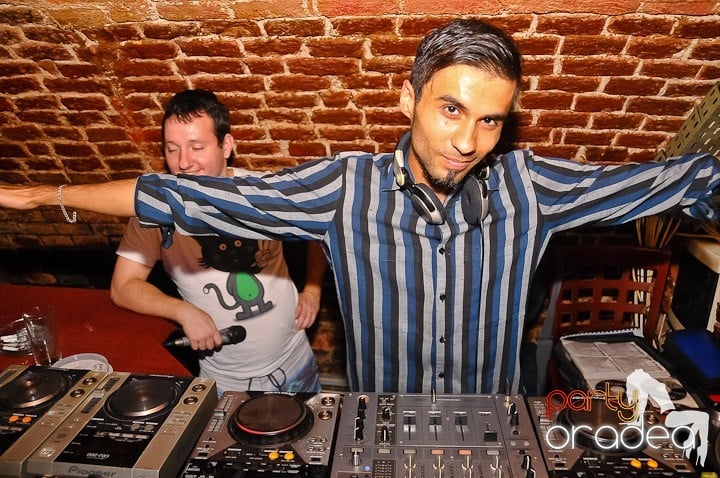 Wednesday Party @ Escape, 