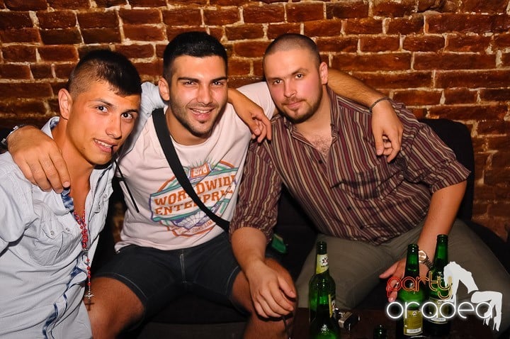 Wednesday Party @ Escape, 