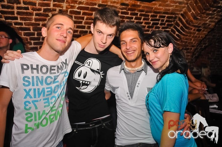 Wednesday Party @ Escape, 