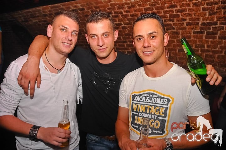 Wednesday Party @ Escape, 