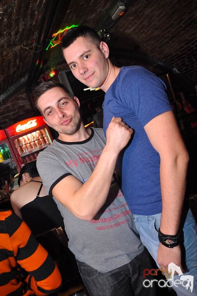 Wednesday party în Escape, 