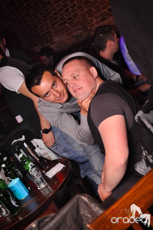 Wednesday party în Escape, 