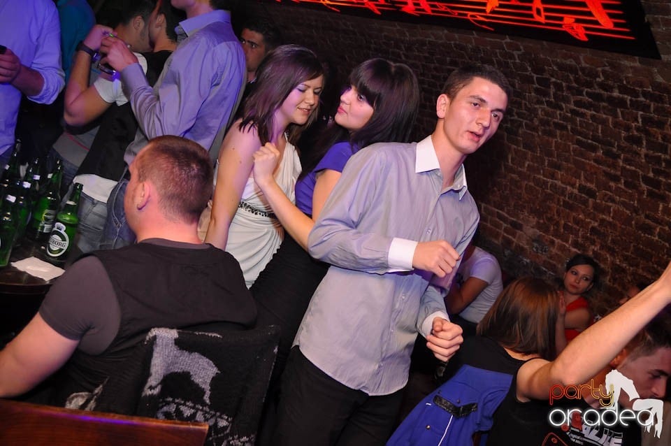 Wednesday party în Escape, 