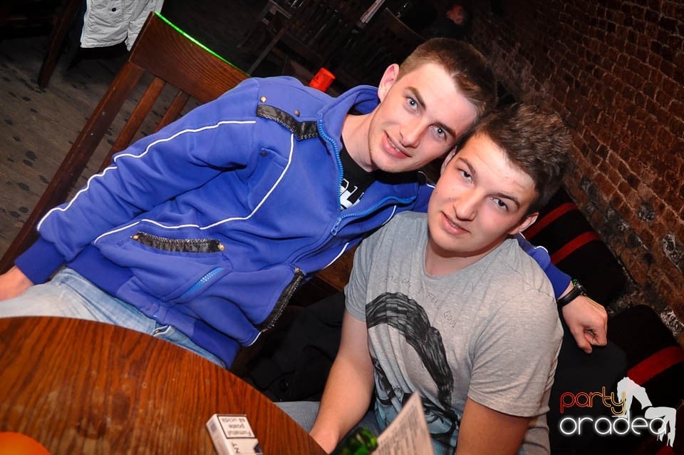 Wednesday party în Escape, 