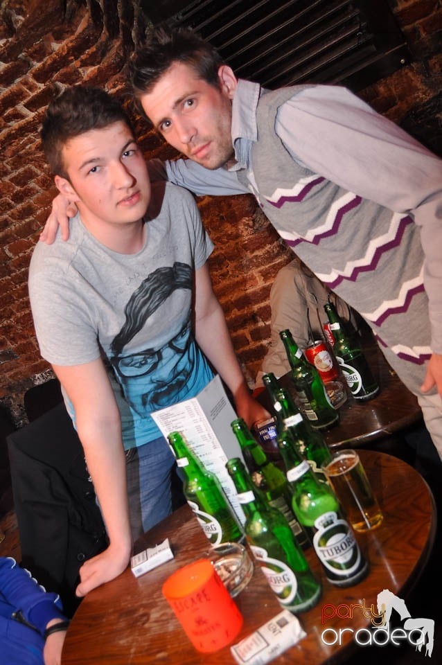 Wednesday party în Escape, 