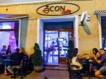 Weekend în Icon Caffe