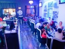 Weekend în Icon Caffe