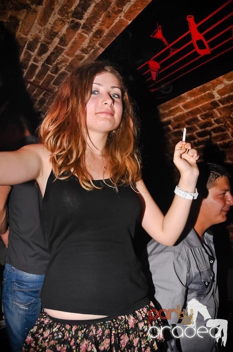 Weekend incendiar în Escape, 