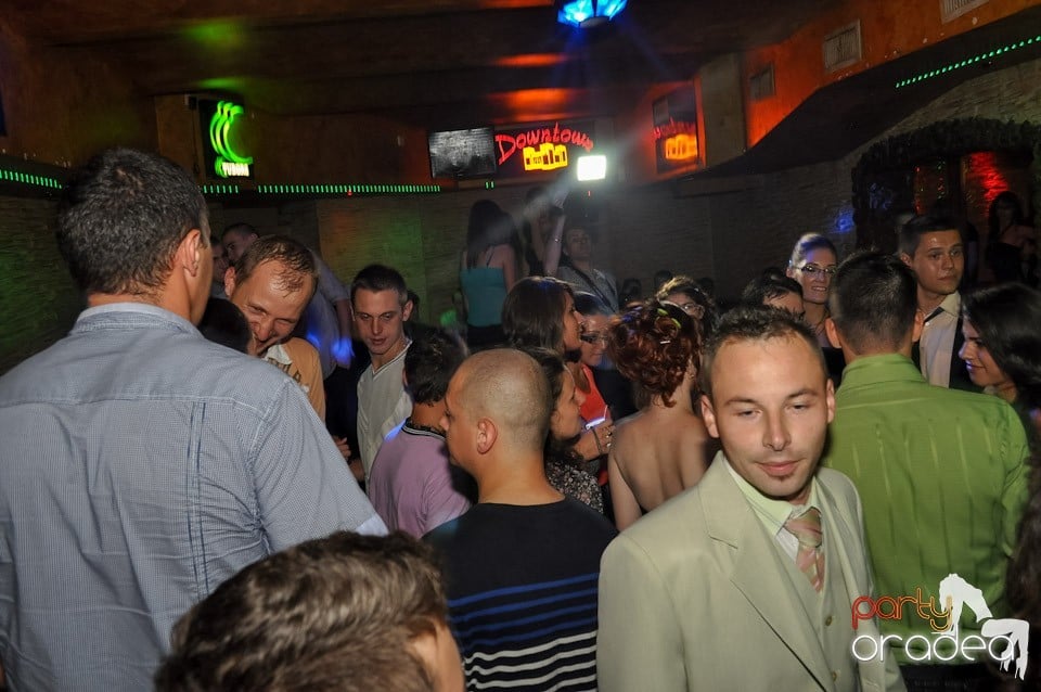 Weekend Party în Club Downtown,
