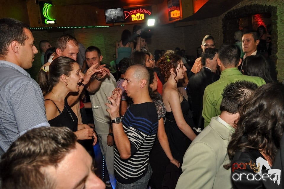 Weekend Party în Club Downtown,
