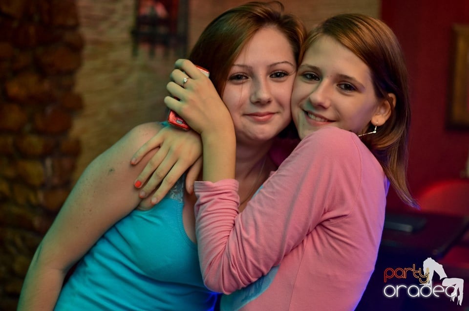 Weekend Party în Club Downtown,