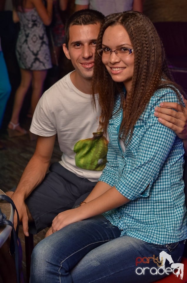 Weekend Party în Club Downtown,